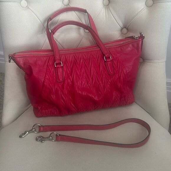 Coach Red Quilted Leather Tote Bag - Picture 2 of 11